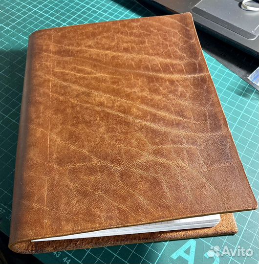 Кожаная тетрадь
