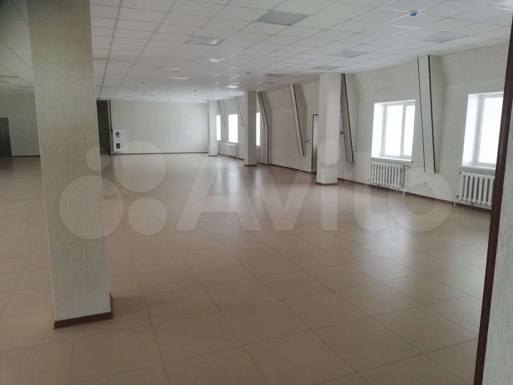 Свободного назначения, 950 м²