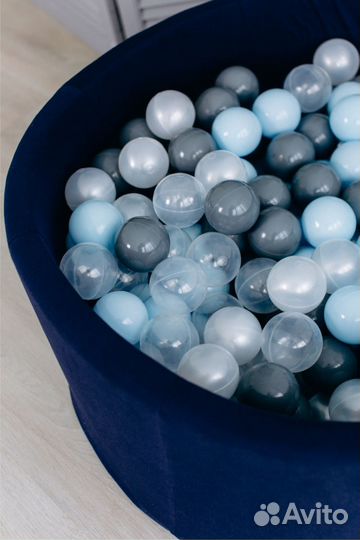 Сухой бассейн с шариками