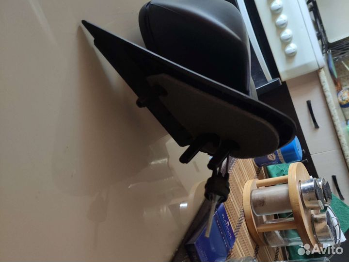 Зеркало боковое левое priora