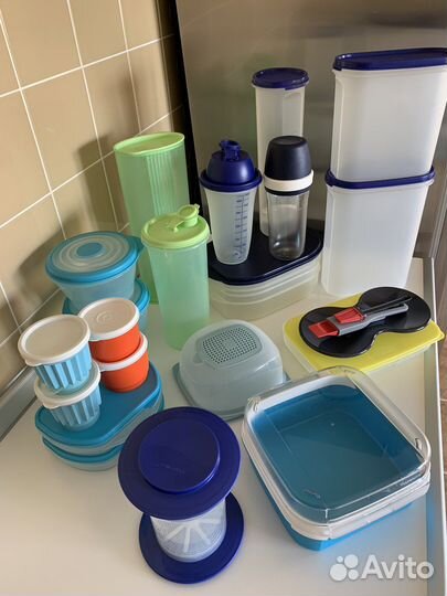 Tupperware пармезанница,компактусы,лотки,дуршлаг