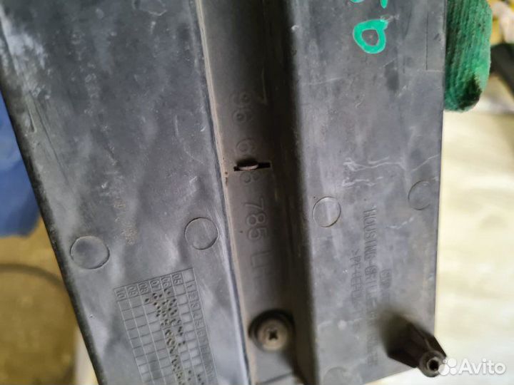 Заглушка бампера левая Chevrolet Aveo T250