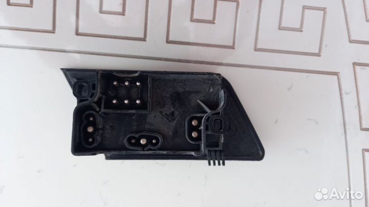 Пульт сидений w124