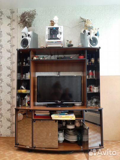 Стенка в гостиную под тв