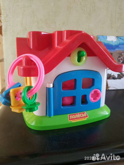 Домик сортер полесье с ключами