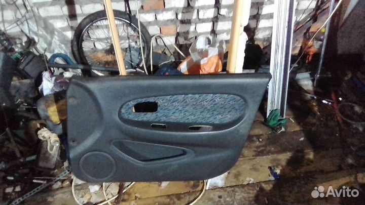 Дверные карты Kia Shuma 1