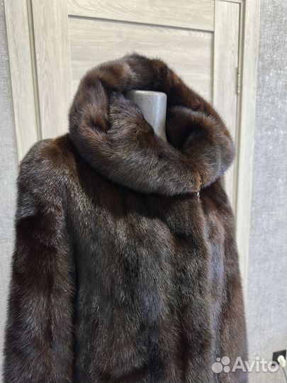 Продам цельную норковую шубу
