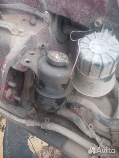 Бачок гур Mitsubishi Space Wagon 2 1992