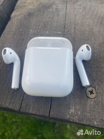 Наушники airpods 1 поколения