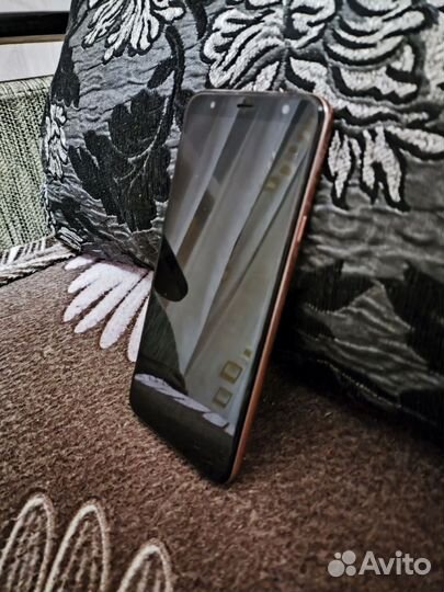 Samsung Galaxy J4+ (2018), 2/32 ГБ