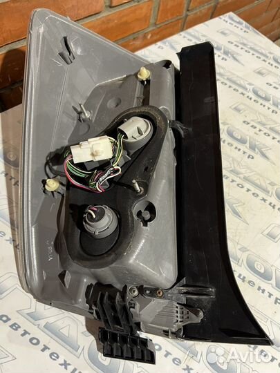 Фонари задние Тойота Приус 30