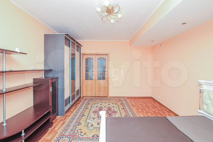 2-к. квартира, 64 м², 9/12 эт.