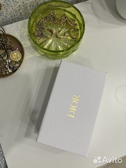 Брендовые коробки подарочные