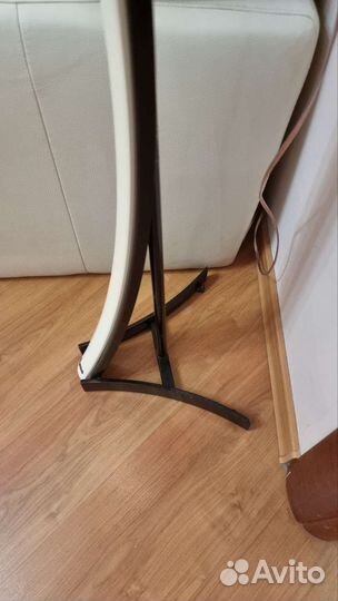 Стойки для акустики