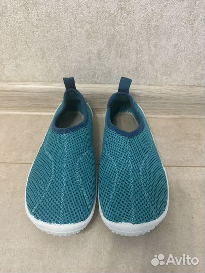 Коралки, аквашузы Decatlon