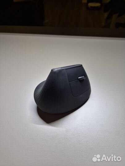 Мышь Logitech MX Vertical