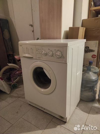 Стиральная машина на запчасти indesit
