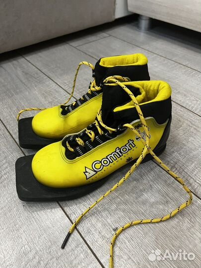 Лыжные ботинки детские 32 размер