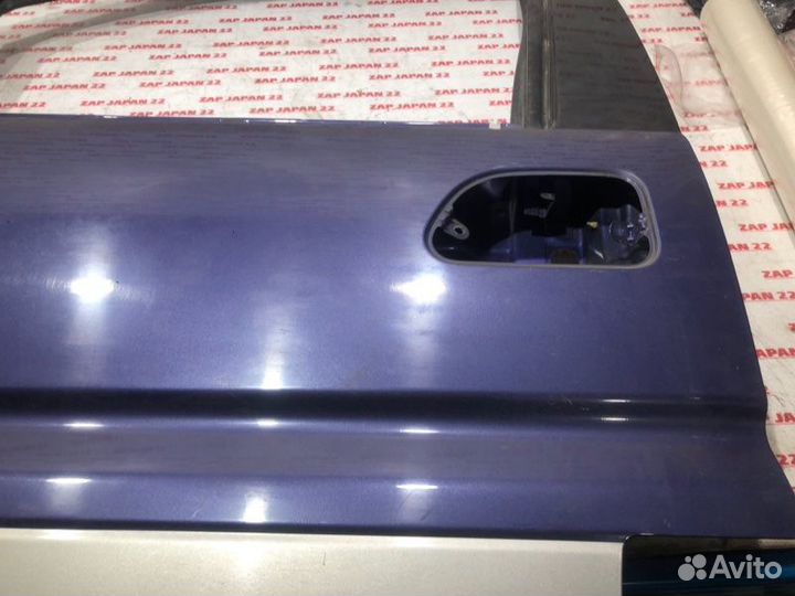 Дверь передняя левая Mitsubishi Delica PD6W 6G72