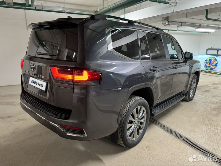 Toyota Land Cruiser 3.3 AT, 2023, 3 000 км