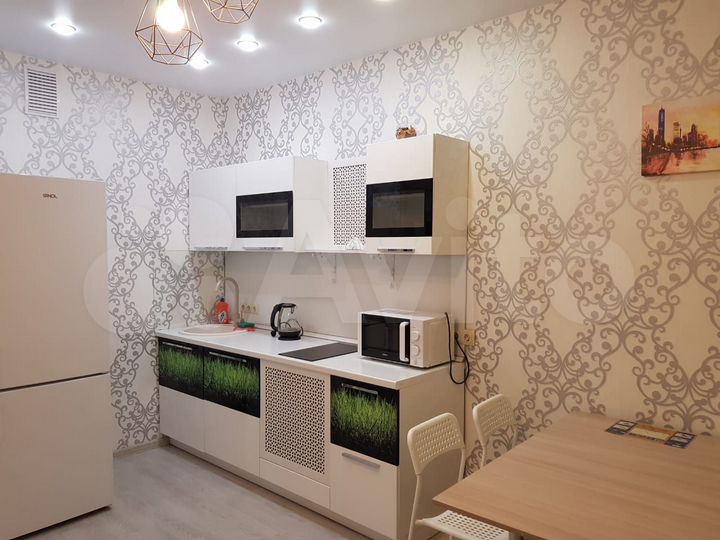 2-к. квартира, 52 м², 11/16 эт.