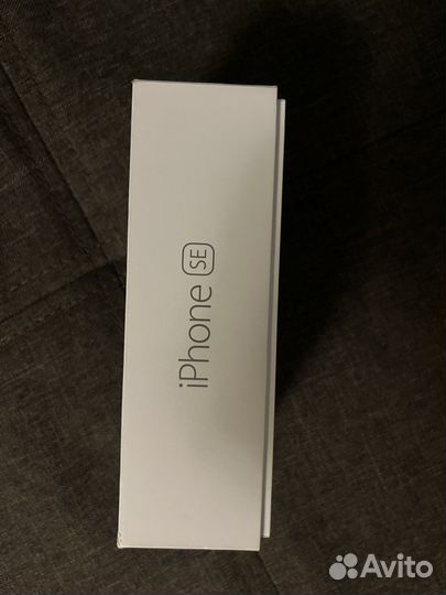 Коробка для iPhone SE