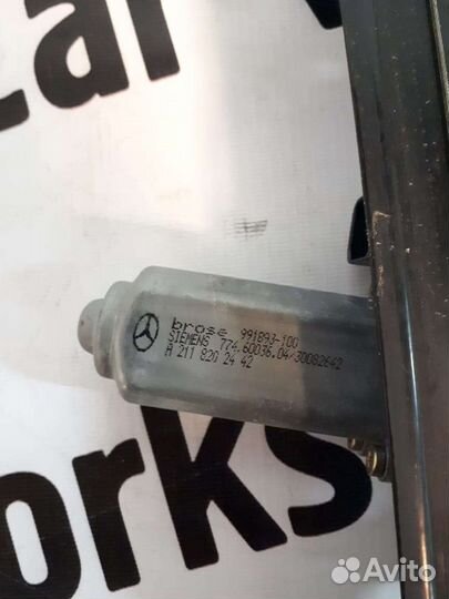 Задний левый стеклоподъёмник Mercedes Benz w211