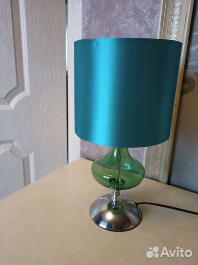 Лампа настольная