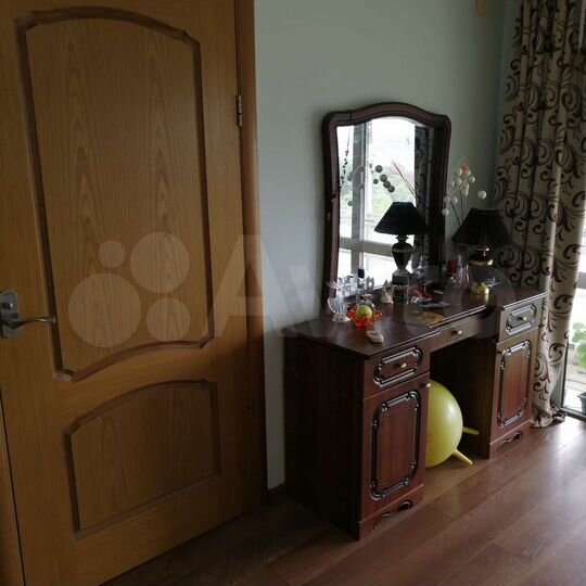 Комната 35 м² в 4-к., 3/3 эт.