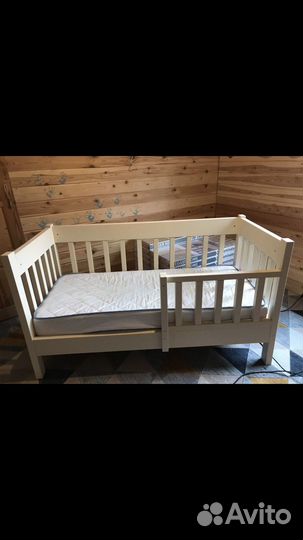 Кровать детская или подростковая