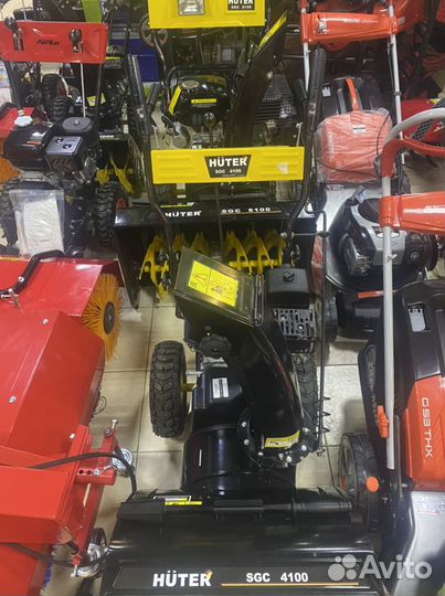 Снегоуборщик Huter SGC 4000