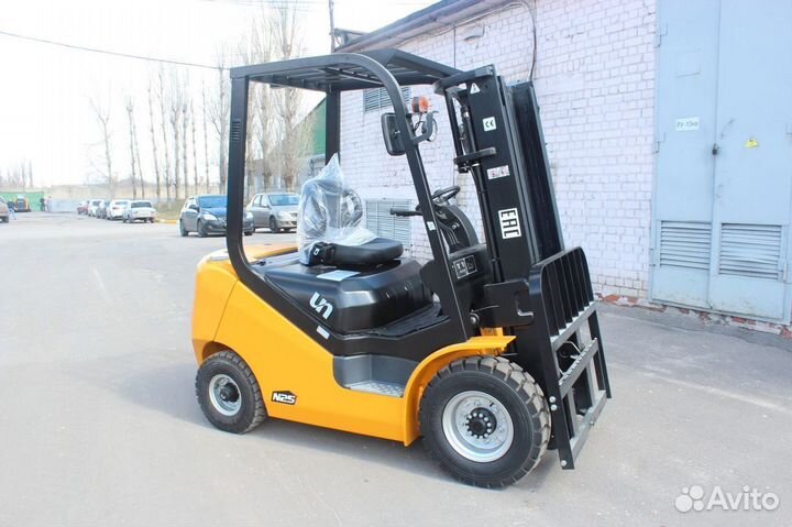 Вилочный погрузчик UN Forklift FD25, 2024