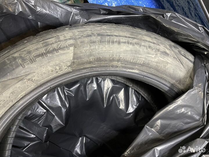 Nokian Tyres Hakkapeliitta R2 235/50 R18