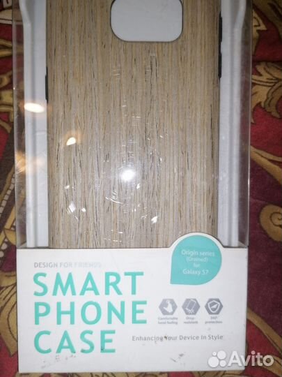 Чехлы на телефон