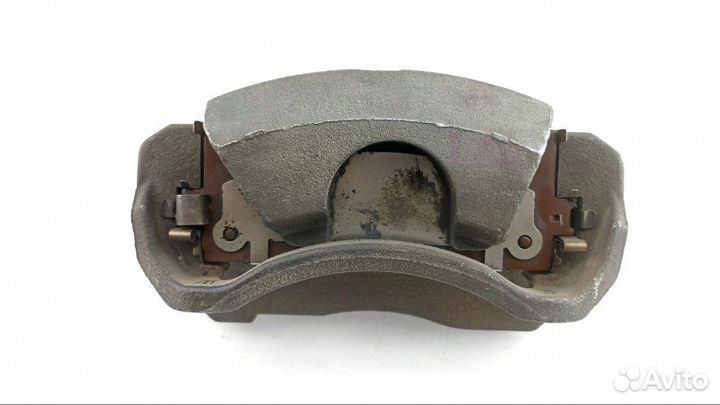 Суппорт передний правый Toyota Camry ACV45