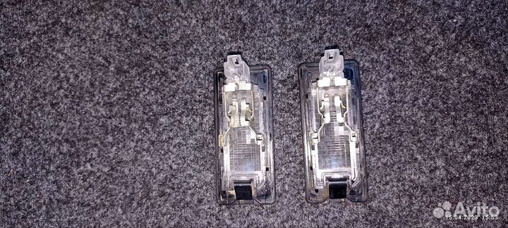 Плафон освещения номерного знака