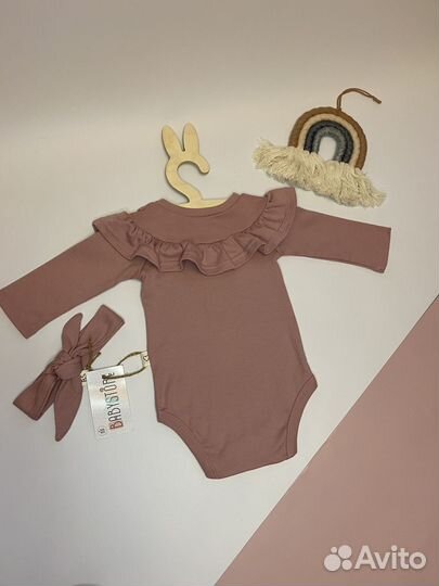 Новый боди с рюшами и повязкой-солохой 68 - 74