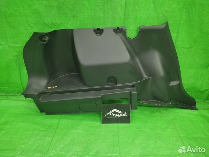 Обшивка багажника лев. зад. Jeep Compass
