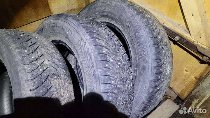 Nokian Tyres Hakkapeliitta 8 SUV 215/70 R16 100T