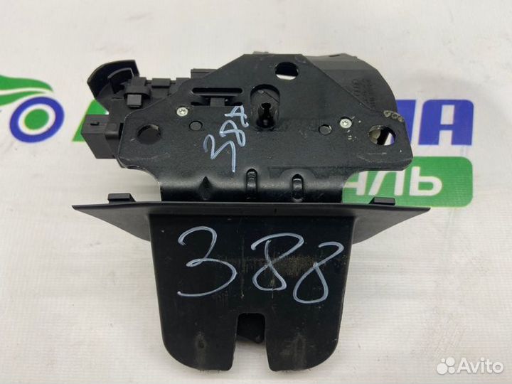 Замок крышки багажника Audi Q7 6A casa 2008