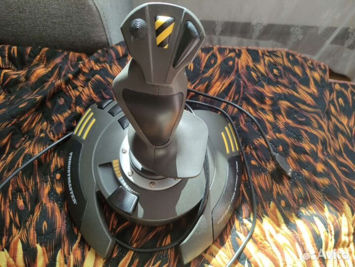 Джойстик Thrustmaster Top Gun