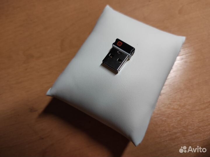 Приемник USB Logitech Unifying Receiver