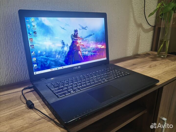 Asus 17.3 / i3 / 8гб / SSD 256 / Nvidia 2 гб