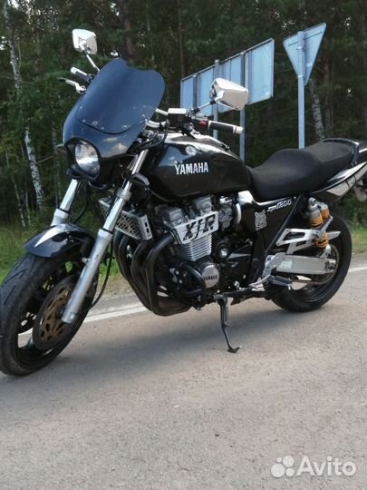 Yamaha XJR 1200