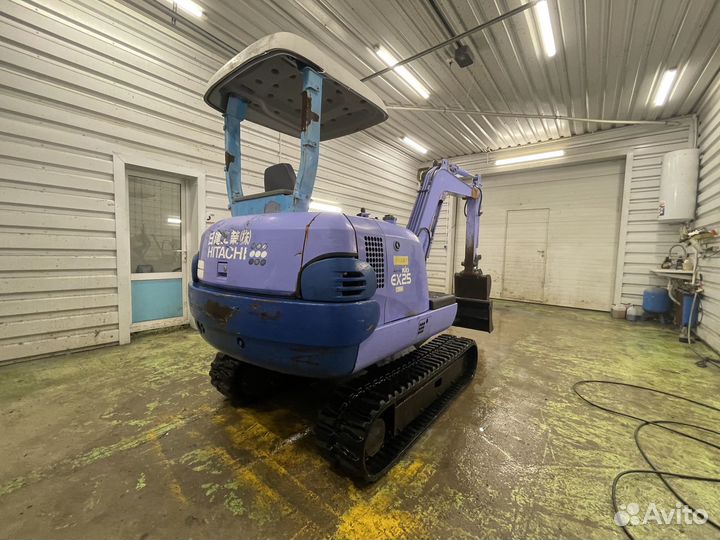 Мини-экскаватор Hitachi EX25, 2017