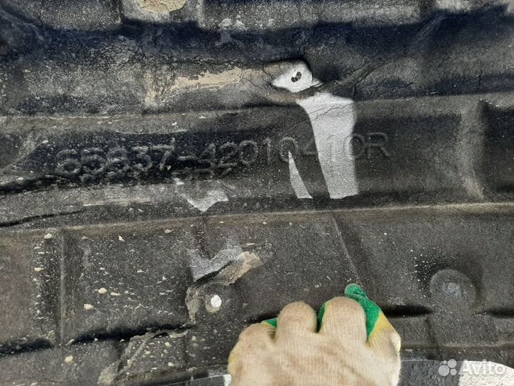 Задний правый Подкрылок Toyota RAV4 40 2012-19