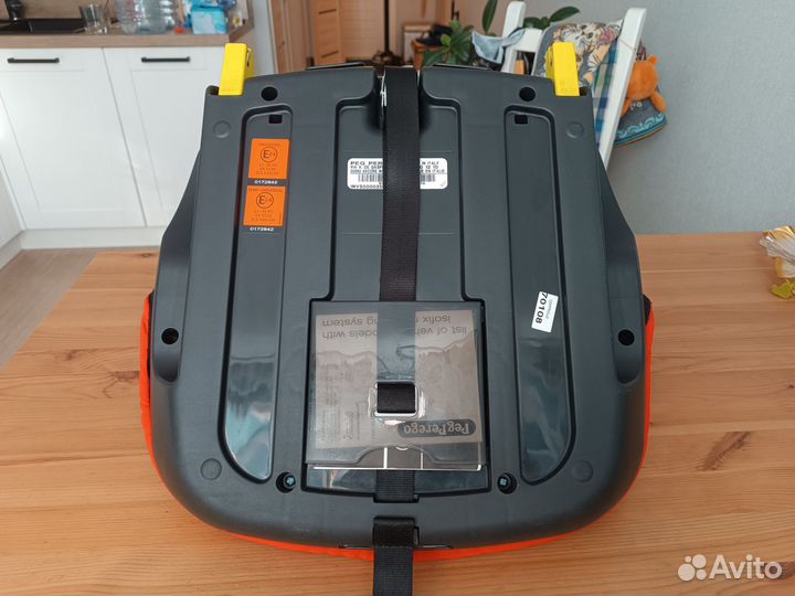 Бустер peg perego