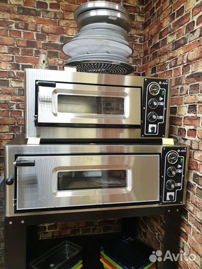 Инвентарь для пиццерии