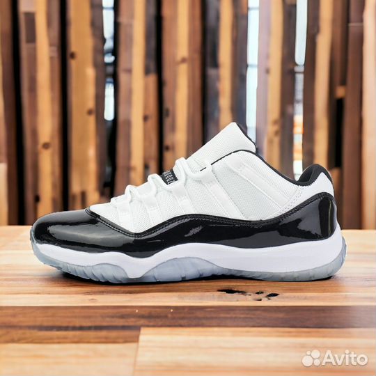 Кроссовки мужские Nike Air Jordan 11 Low