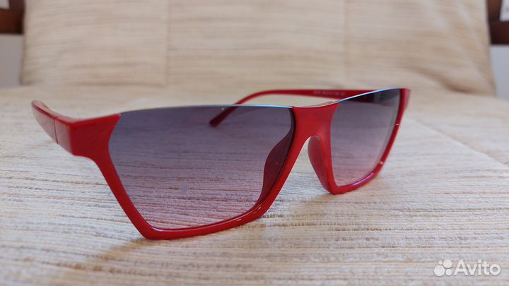 Солнцезащитные очки женские